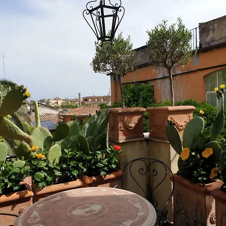 Episcopo Lipinsky Luxury Bed & Breakfast Rome
