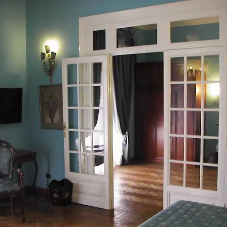 Episcopo Lipinsky Luxury Bed & Breakfast 4*