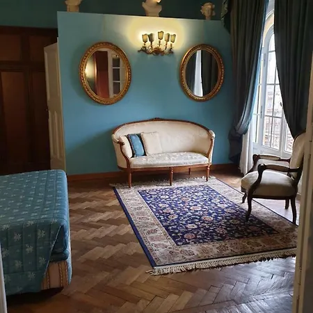 Episcopo Lipinsky Luxury فندق مبيت وإفطار