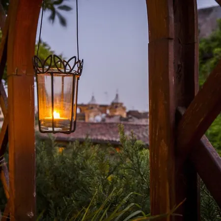 Episcopo Lipinsky Luxury Bed & Breakfast 4*