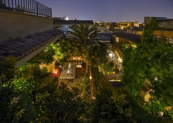 Episcopo Lipinsky Luxury