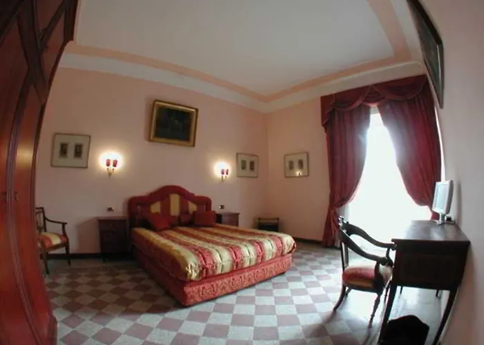 Episcopo Lipinsky Luxury 4*