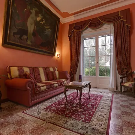 Episcopo Lipinsky Luxury Bed & Breakfast Řím