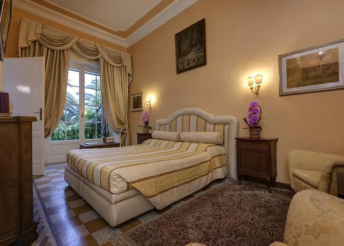 Episcopo Lipinsky Luxury